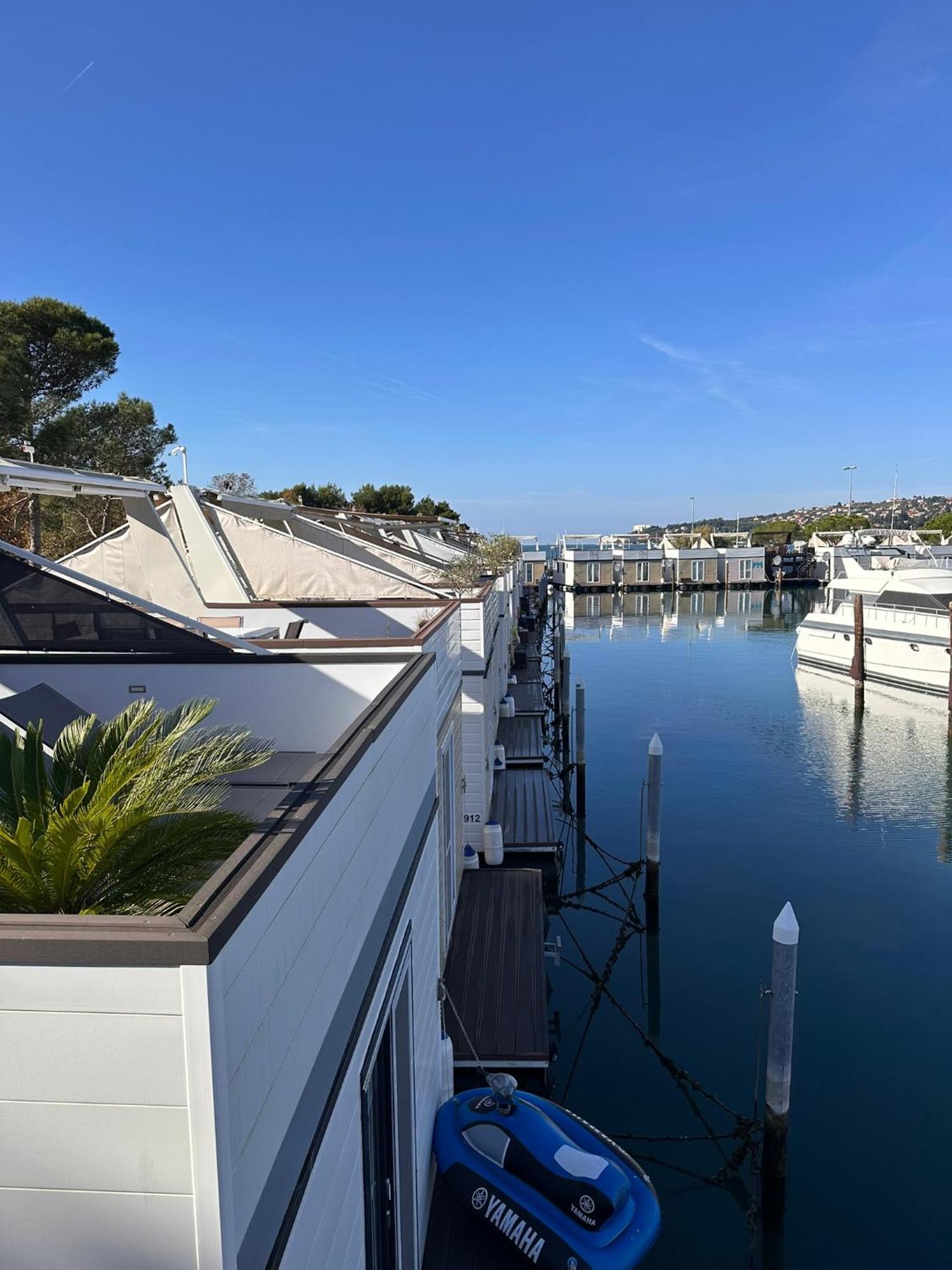 Floating House - Marina Pearl Appartement Portorož Buitenkant foto