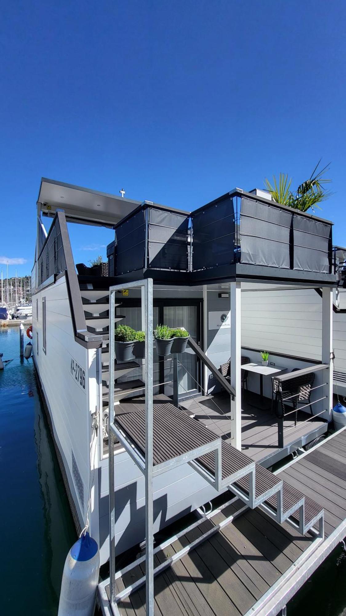 Floating House - Marina Pearl Appartement Portorož Buitenkant foto