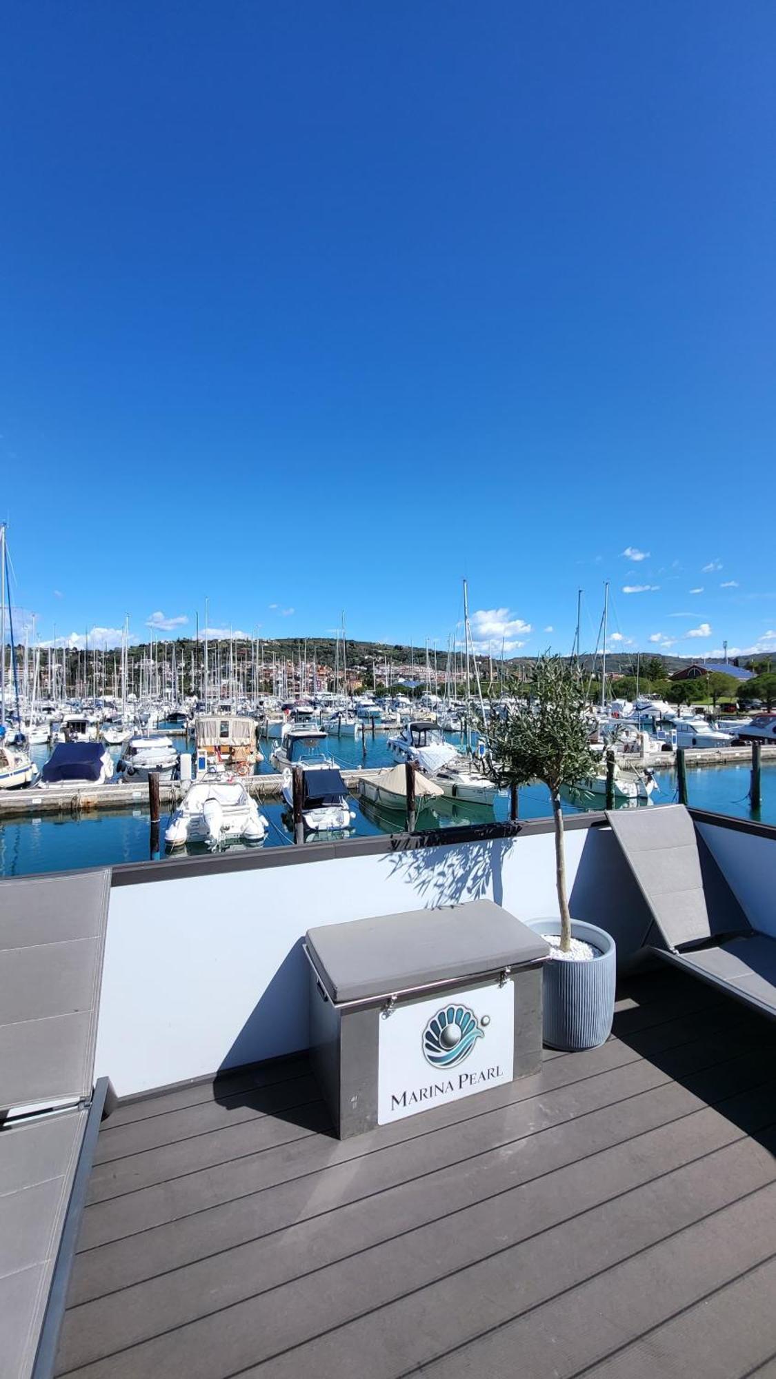 Floating House - Marina Pearl Appartement Portorož Buitenkant foto
